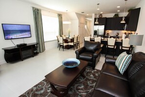 Apartment, Multiple Beds (17521 Dream) | Living room | Flat-screen TV, DVD player - 17521 Dream (Clermont)