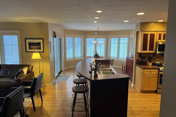 المنشأة من الداخل