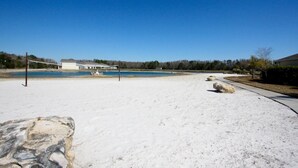 Leilighet, flere senger (2633 Trafalgar Village) | Strand