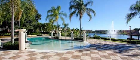 Departamento, varias camas (3081 Encantada) | Alberca | Alberca al aire libre