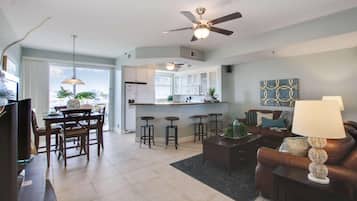 House, Multiple Beds (437 Little Harbor) | Living room | Flat-screen TV, DVD player, stereo