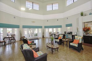 House, Multiple Beds (3060 Caribe Cove) | Living room