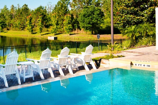 House, Multiple Beds (3060 Caribe Cove) | Pool