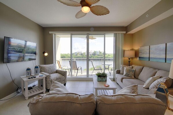 House, 1 Queen Bed (607 Little Harbor) | Living room | Flat-screen TV, DVD player