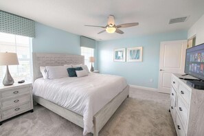 House, Multiple Beds (4815 Storey Lake)