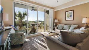 Apartment, Multiple Beds (565 Little Harbor) | Living room - 565 Little Harbor (Ruskin)