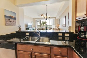 Apartment, Multiple Beds (565 Little Harbor) | Private kitchen