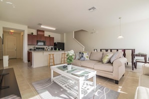 Apartment, Multiple Beds (5114 Compass Bay) | Living room | Flat-screen TV, DVD player - 5114 Compass Bay (Kissimmee)