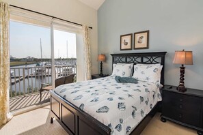2 bedrooms, iron/ironing board - 433 Little Harbor (Ruskin)