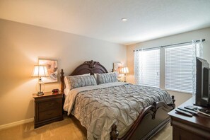 Appartement, meerdere bedden (5135 Compass Bay) | 4 slaapkamers, reisbedje, gratis wifi, beddengoed