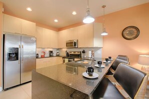 Lägenhet - flera sängar (1514 Dream) | Eget kök | Kylskåp, mikrovågsugn, spishäll och diskmaskin