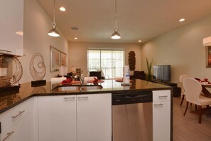 Apartment, Multiple Beds (17427 Dream) | Private kitchen | Fridge, microwave, stovetop, dishwasher