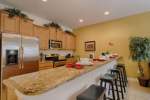 Apartment, Multiple Beds (3085 Paradise Palms) | Private kitchen
