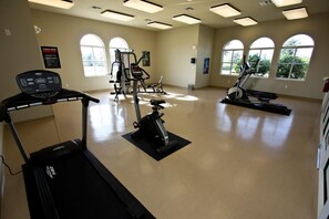 Apartamento, varias camas (1011 West Haven) | Sala de fitness