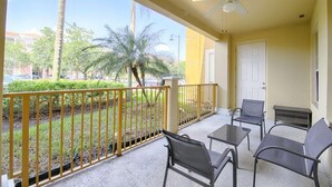 Appartement, plusieurs lits (5036 105 Vista Cay) | Balcon