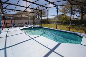 Casa, várias camas (329 Windwood Bay) | 7 quartos, Wi-Fi de cortesia