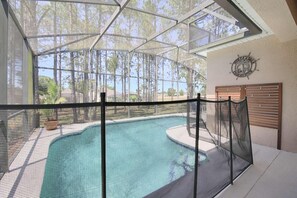 House, Multiple Beds (428 Calabay Parc) | Pool