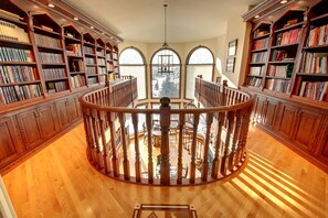 Interior - Ghost Lake Manor House (Ghost Lake)