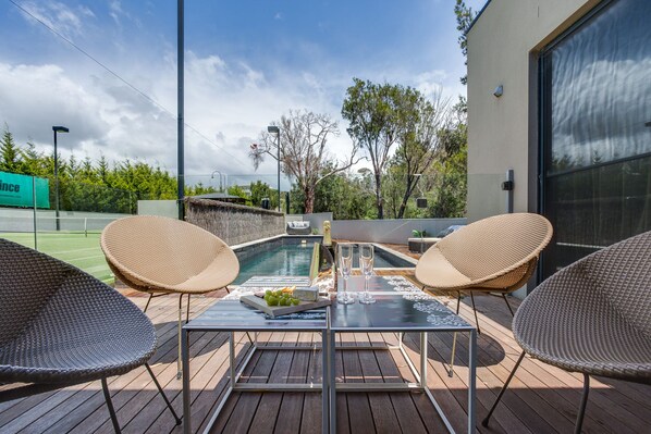 Luxe huis, 4 slaapkamers, privézwembad | Terras