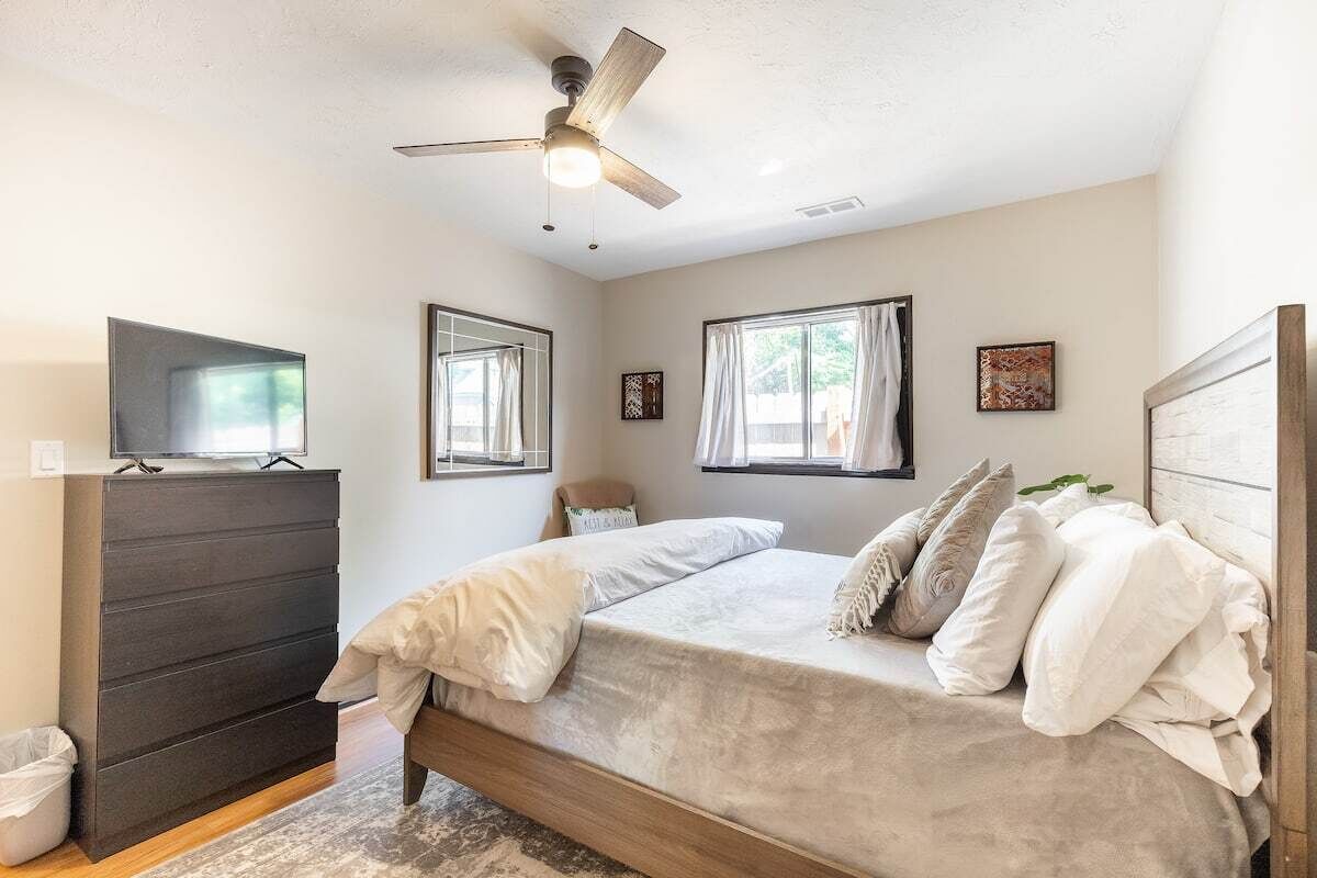 Cozy Cottage Hidden in Salt Lake City - The Hideaway