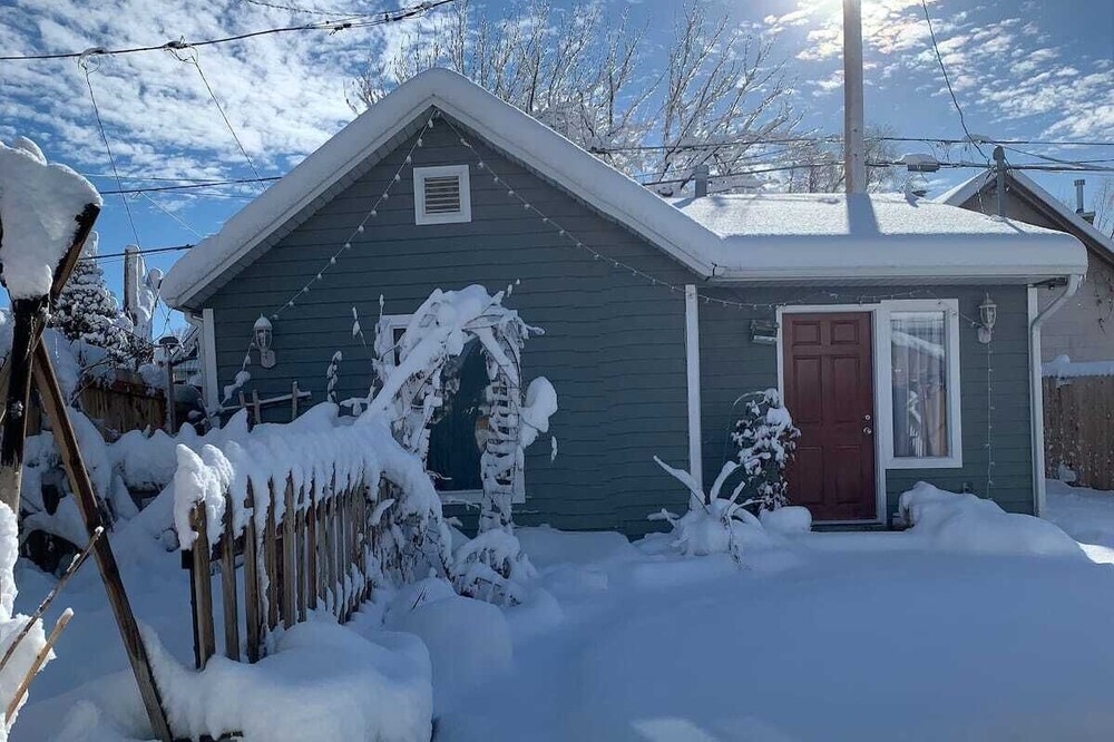 Cozy Cottage Hidden in Salt Lake City - The Hideaway