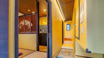 内部エントランス