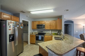 Fridge, microwave, stovetop, dishwasher