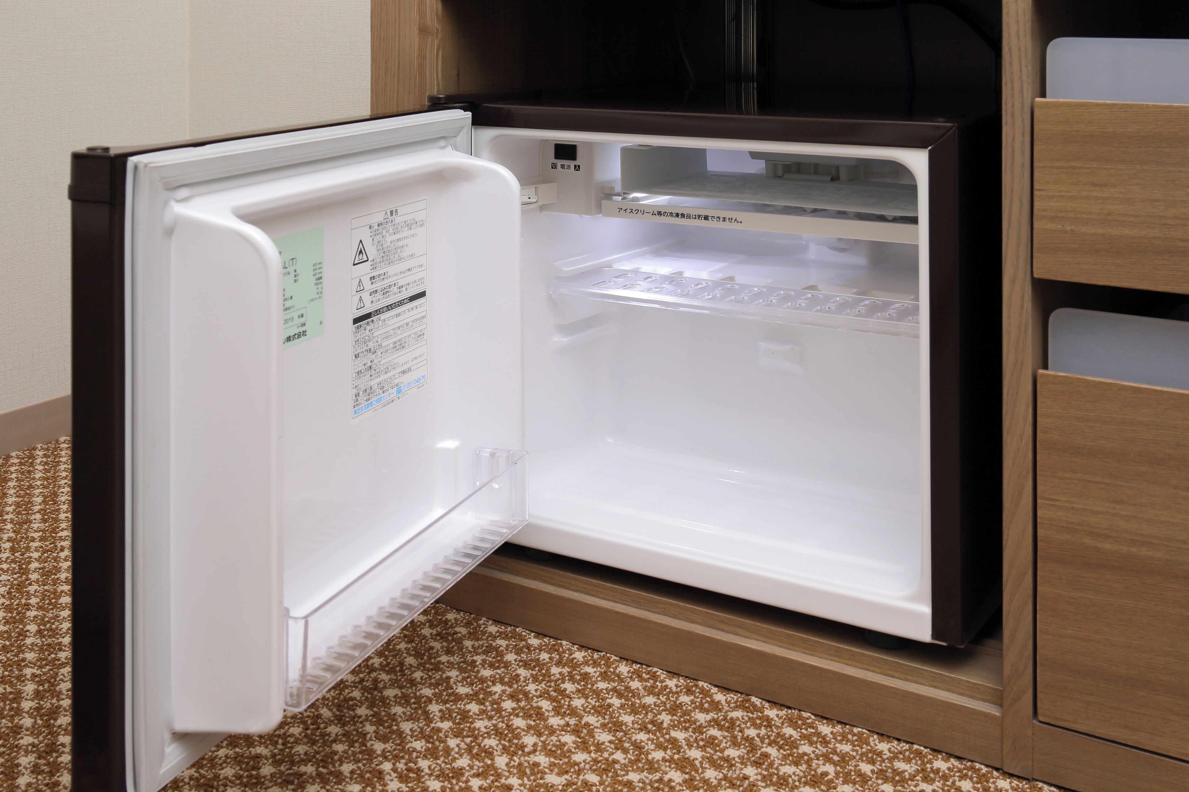 1 bedroom, desk, free wifi, bed sheets