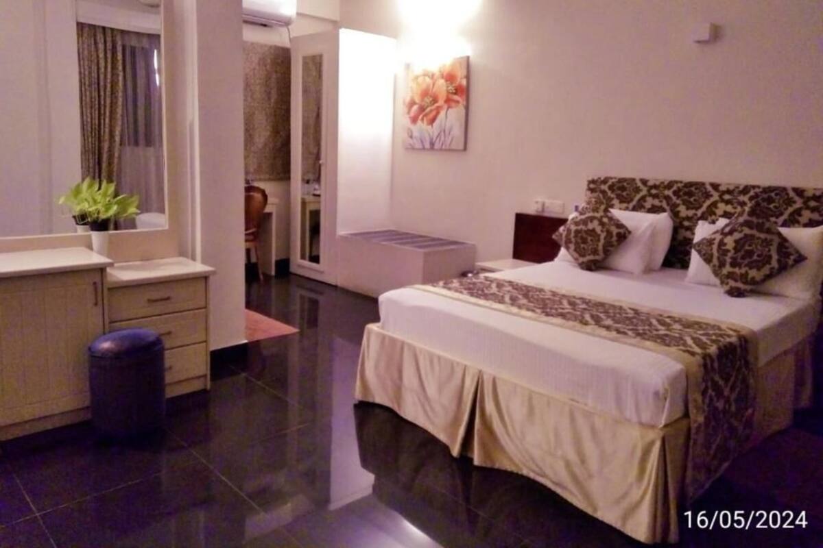 Deluxe Double Room | In-room safe, individually decorated, individually furnished