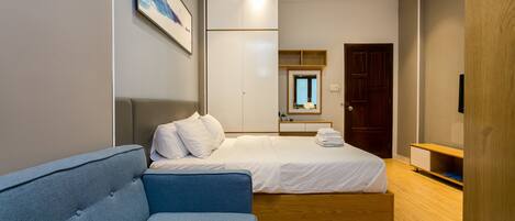 Desk, iron/ironing board, free WiFi, bed sheets