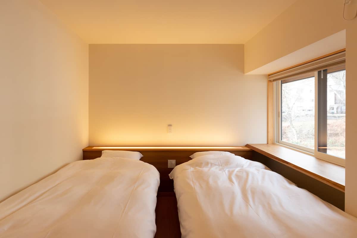 2 bedrooms, in-room safe, laptop workspace, free cots/infant beds