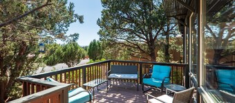 Charming Home! Views! - Susan Way - S052