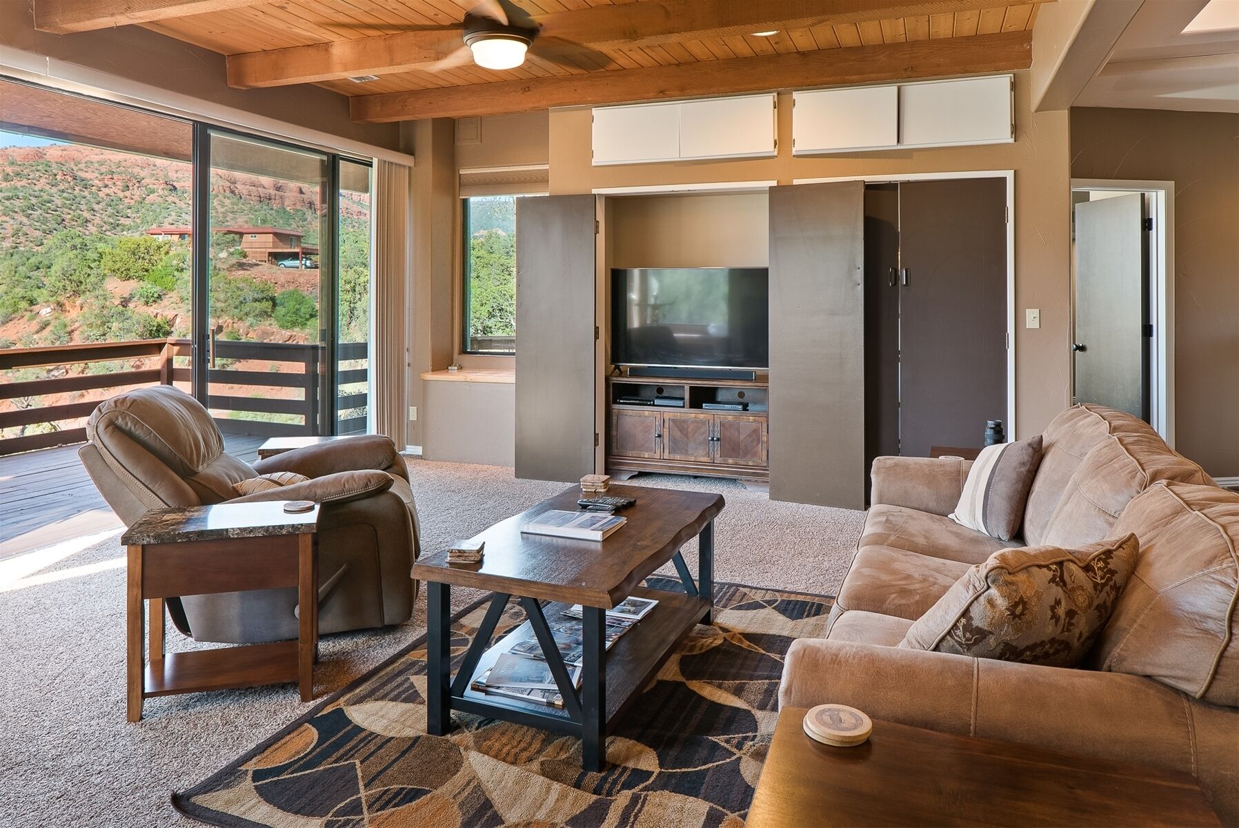 Amazing Views!! - Hilltop Harmony - S096