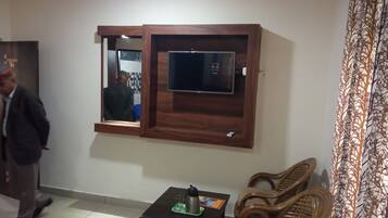 Kamar Keluarga | Meja kerja dan Wi-Fi