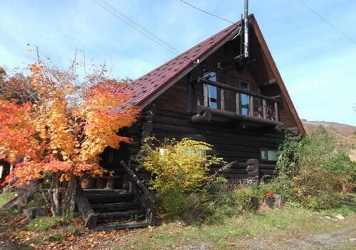 Lend a quiet forest log house and enjoy the spacio / Kameda-gun Hokkaidō