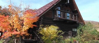Lend a quiet forest log house and enjoy the spacio / Kameda-gun Hokkaidō