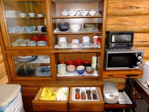Fridge, microwave, stovetop, cookware/dishes/utensils