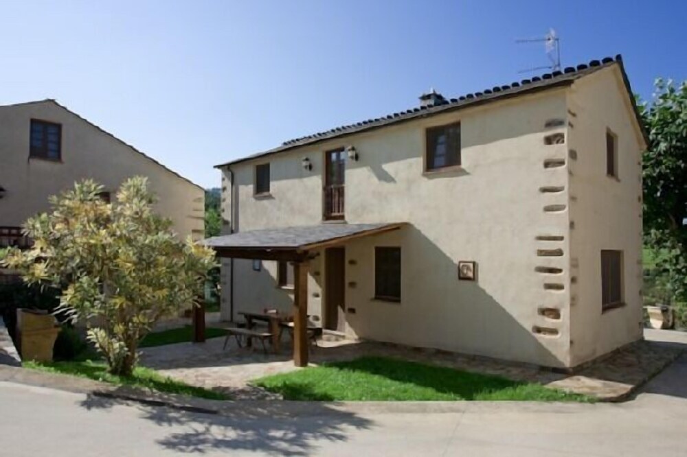 EL PAJAR DE PUMAREGA (full rental) Pumarega for 6 people