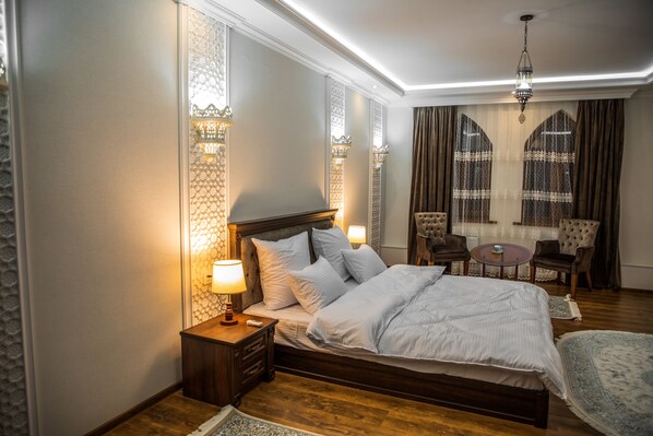 Deluxe Double Room (Registan View)