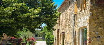 Gite classé 3* dans les vignes avec piscine et vues magnifiques sur les pyrénées
