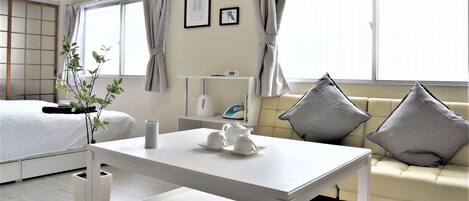 1 bedroom, desk, iron/ironing board, Internet