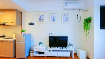 Business-Zweibettzimmer, Nichtraucher | Schreibtisch, Verdunkelungsvorhänge, kostenloses WLAN, Bettwäsche