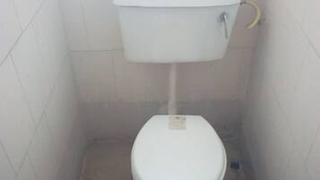 Habitación doble | Baño | Ducha y cabezal de ducha tipo lluvia