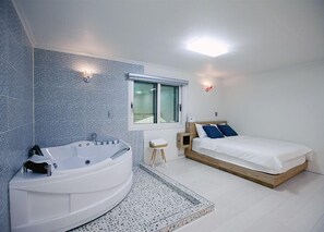 House | Free WiFi, bed sheets - Animal Caravan Pension - Glamping (Gapyeong)