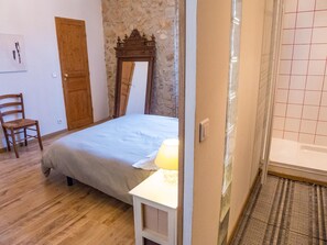 3 Schlafzimmer, Bügeleisen/Bügelbrett, kostenloses WLAN
