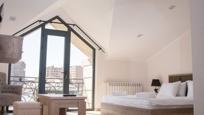 Unclassified image, 4 of 47, button - Hotel Maison Yerevan (Yerevan)