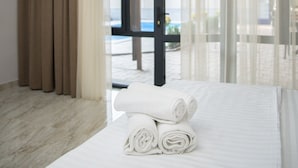 Unclassified image, 2 of 47, button - Hotel Maison Yerevan (Yerevan)