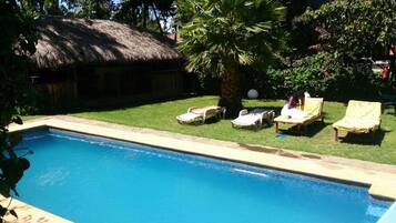 Poolside bar
