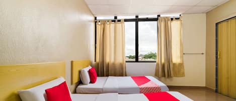 1 bedroom, desk, free WiFi, bed sheets