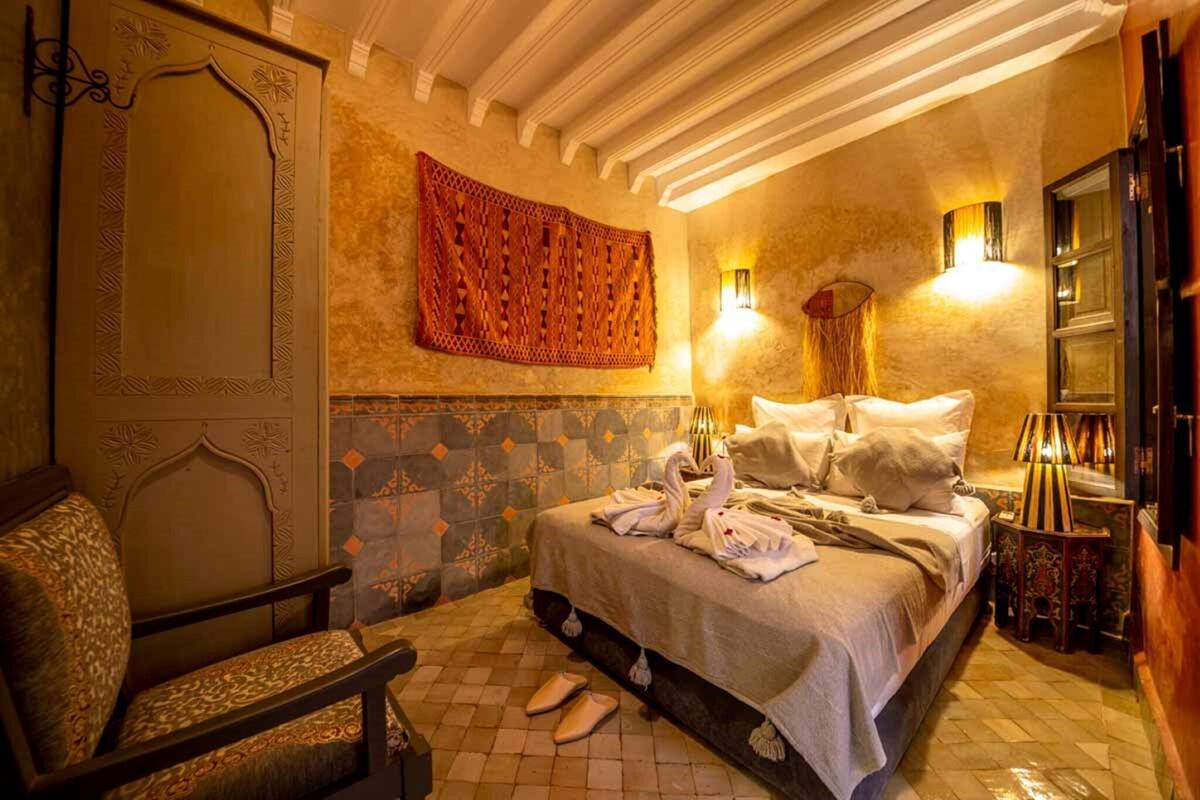 Premium bedding, in-room safe, blackout curtains, free WiFi